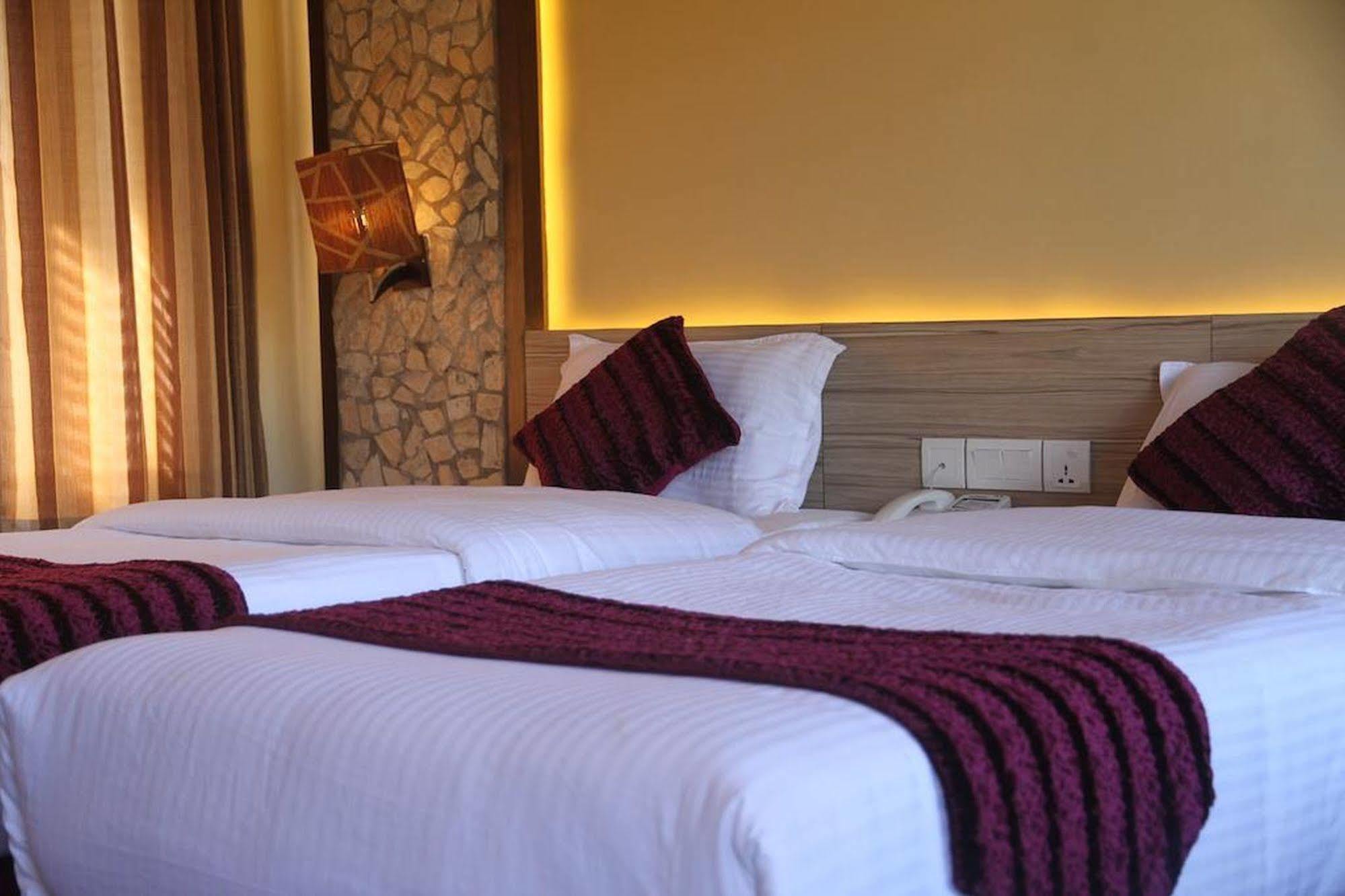 The Lakeside Retreat Resort & Spa By Best Resort Nepal Pokhara Exterior foto
